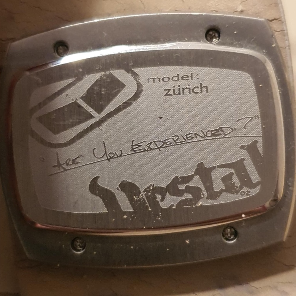 🦋10/$20🦋 Vintage Vestal Zurich Silver/White Leather Women's Watch - Picture 4 of 4
